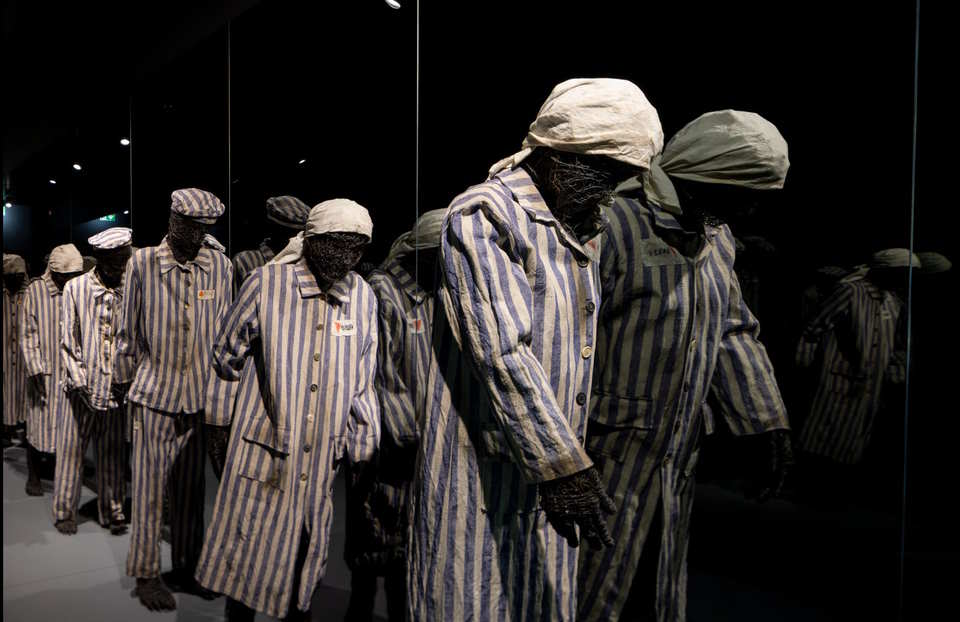 Polacy w KL Auschwitz. W cieniu Zagłady – Oświęcim w czasie niemieckiej okupacji 1939–1945 - Auschwitz 2025 (2)