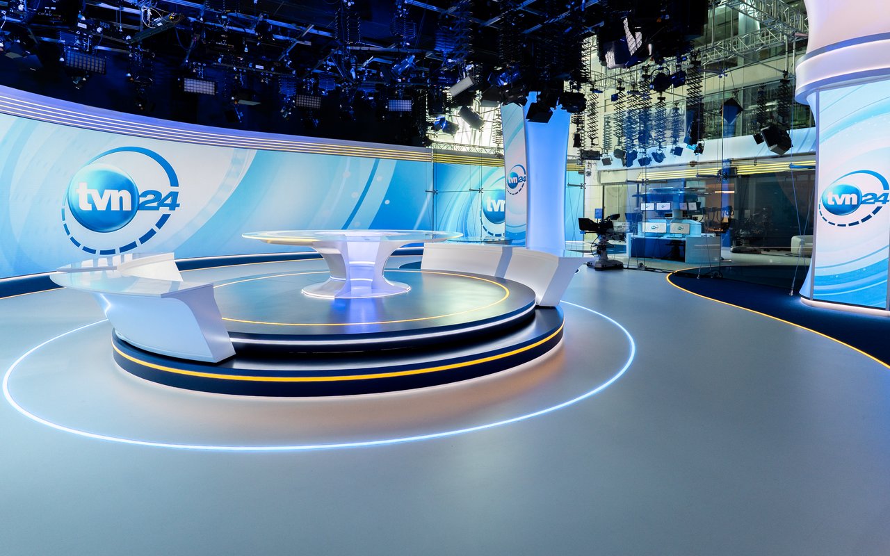 Studio Telewizyjne TVN24/Fakty - TVN S.A. / Realizacje - scenografia ...